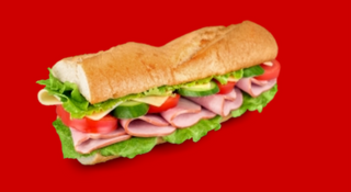 Bocadillo De Atún, Mayonesa Y Ensalada