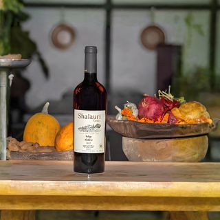 თეთრი ღვინო, ხიხვი, შალაურის მარანი (კახეთი)