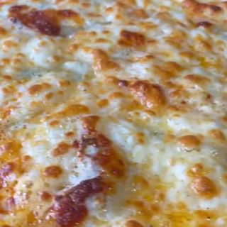 Pizzanesa Pollo 4 Quesos