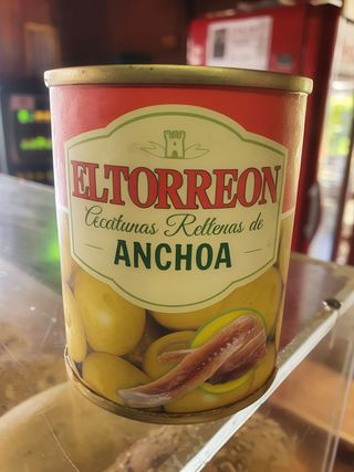 Tapa De Aceitunas En Lata