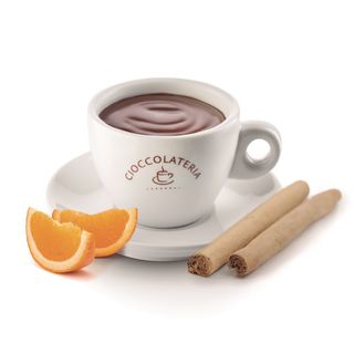 Taza De Chocolate Y Naranja