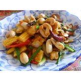 Fried baby corn with cashew nuts