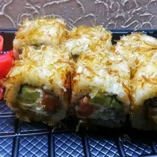 Uramaki bonito surimi