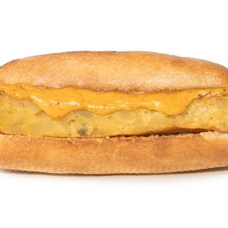 1. Tortilha de batata e molho 100M