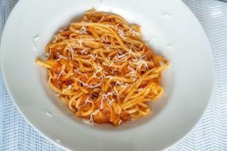 Espaguetis Con Tomate Y Queso