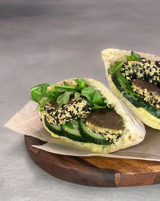 Green Falafel in pita 