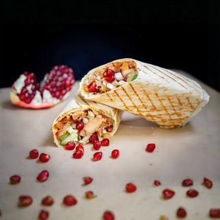 ქათმის შაურმა მაყალზე დიდი