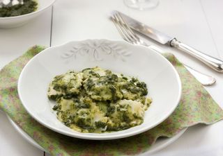 Tortellini de espinaca y queso ricotta