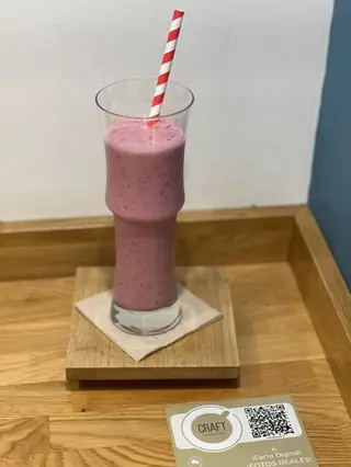 Frappe De Chai De Frambuesa