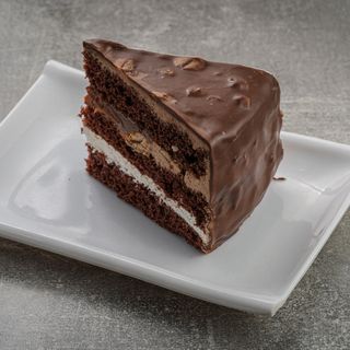 Торт "Сникерс"