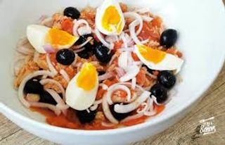 Ración De Ensalada Murciana De La Casa