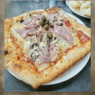 Pizza Quattro formaggio