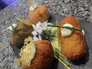 Croquetas Variadas (8 Uds.)