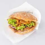 Сандвич със свински ребърца без кост (320г)