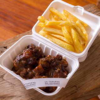 Carrillera de Angus con puré de patatas