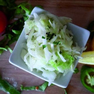 Salată de varză albă