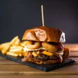 Американски бургер (520 гр)