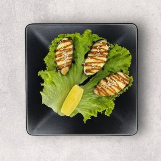 Запеченный мидии в сырном соусе 