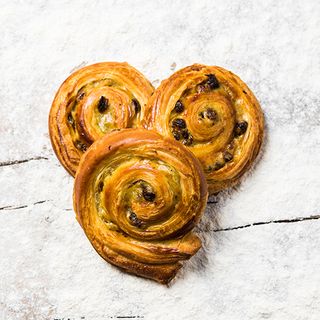 Caracola Crema y Pasas 120 Gr.