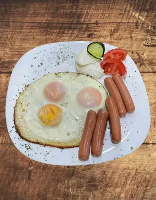 Jaja i hrenovke