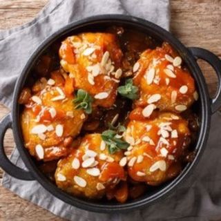 Pollo Con Almendras