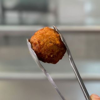 Croqueta cremosa de jamón (Ud.)