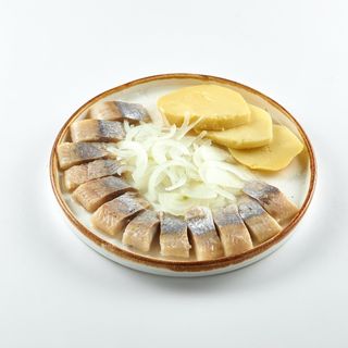 Картопля з оселедцем (250г)