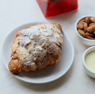 Круассан Миндальный