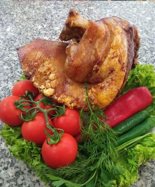 ღორის კანჭი 1.6კგ