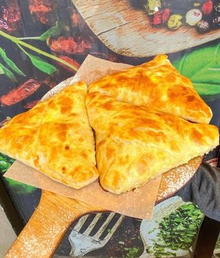 Кубдари с телятиной и овощами