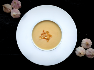 Supă cremă de usturoi