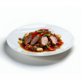 Pato Flambeado con Guindillas