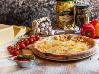 Pizza Quattro Formaggi Ø 32cm