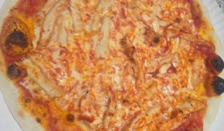 Pizza con pollo