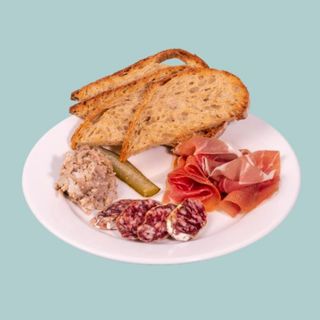 Assiette de charcuterie