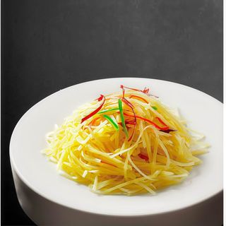 青椒土豆丝Tiras de patatas con pimientos