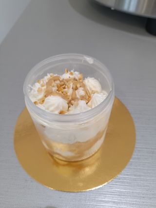 Panettone farcito al semifreddo "zuppa inglese"