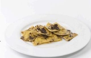 91. Raviolis Rellenos De Trufa Negra