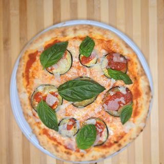 Pizza De Parmesana Familiar (50 Cm.)