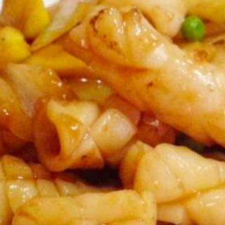 Calamares Con Bambu Y Seta China