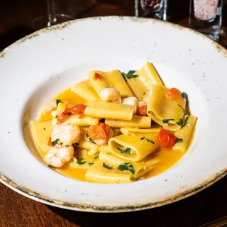 Paccheri cu creveti