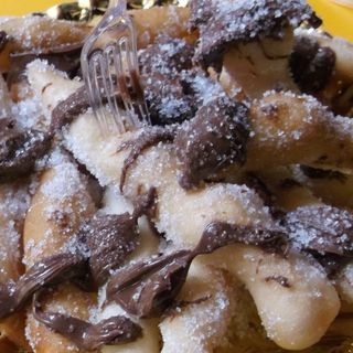 Diavoletti con crema al pistacchio