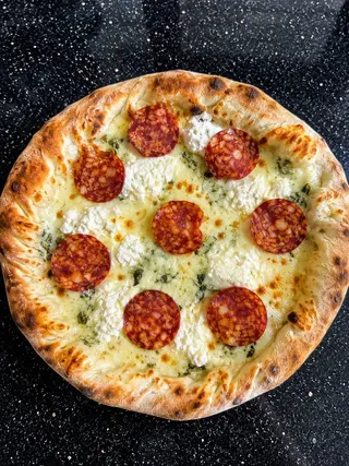 Pizza Quattro Formaggi Picantă 32cm