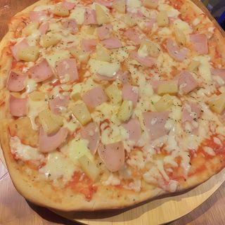 Pizza Hawaiana
