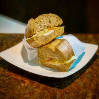 Bocadillo De Lomo Fresco D'Bocatas