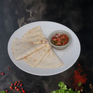 Big quesadilla Pollo