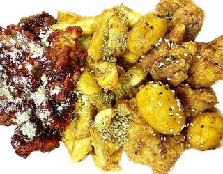 Pollo Frito (300 G.) Con Dos Salsas