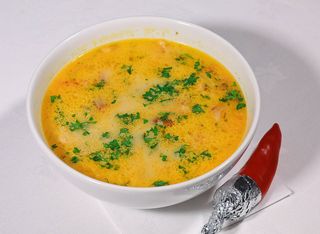 Ciorba de pui a la grec 