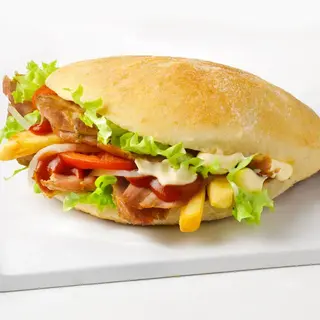 Panino kebab e patate