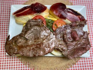 Serranito De Ternera